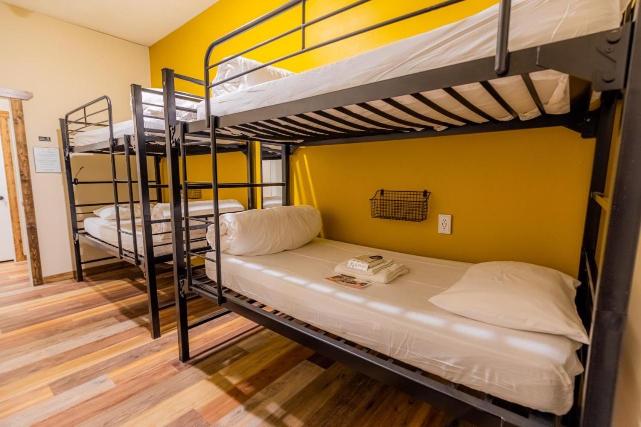 Pintler'S Portal Hostel Anaconda Exterior photo