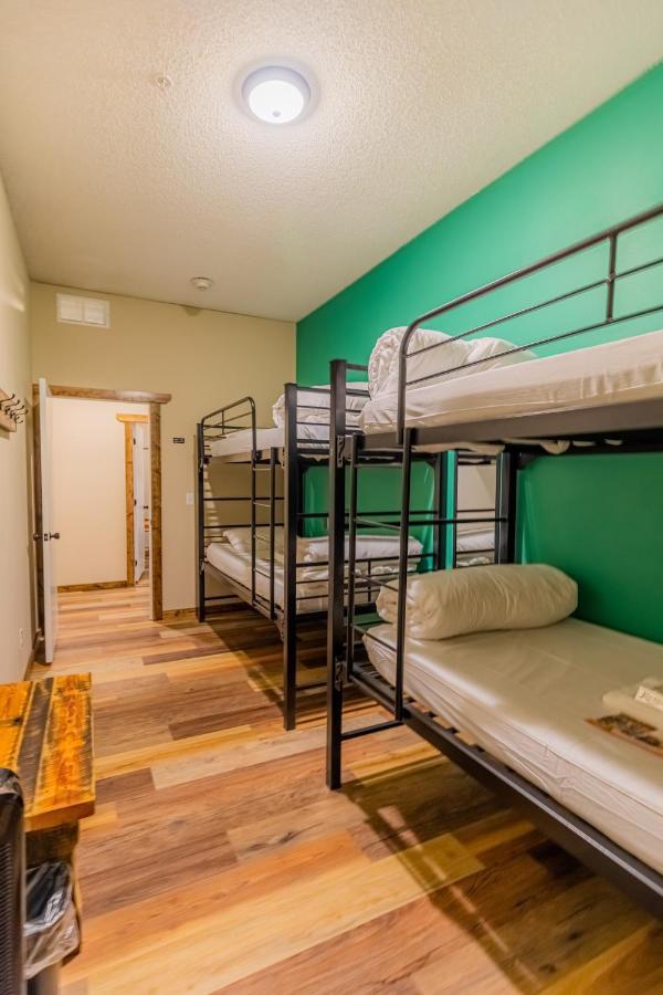 Pintler'S Portal Hostel Anaconda Exterior photo